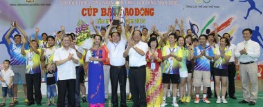 Giải cầu lông Cúp Báo Lao Động 2015 – Cúp vô địch lần nữa lại về tay Bắc Ninh